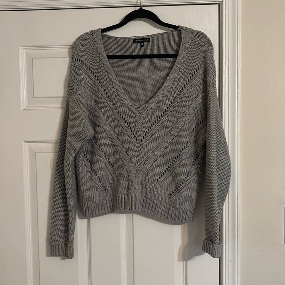 Kendall and Kylie medium gravy neck sweater
